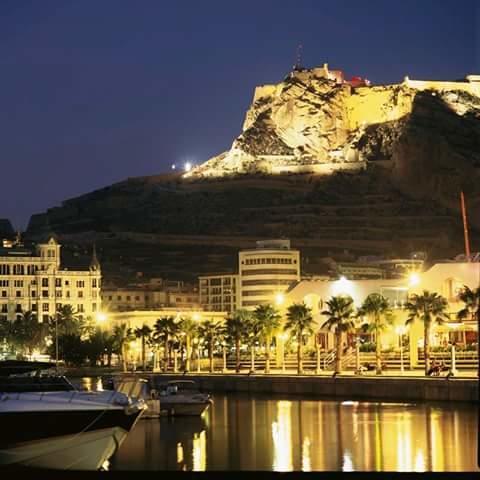 Room Star Alicante Zewnętrze zdjęcie